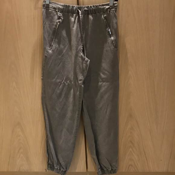 Zara Pants - Zara Pants Zara Pants - Zara Pants